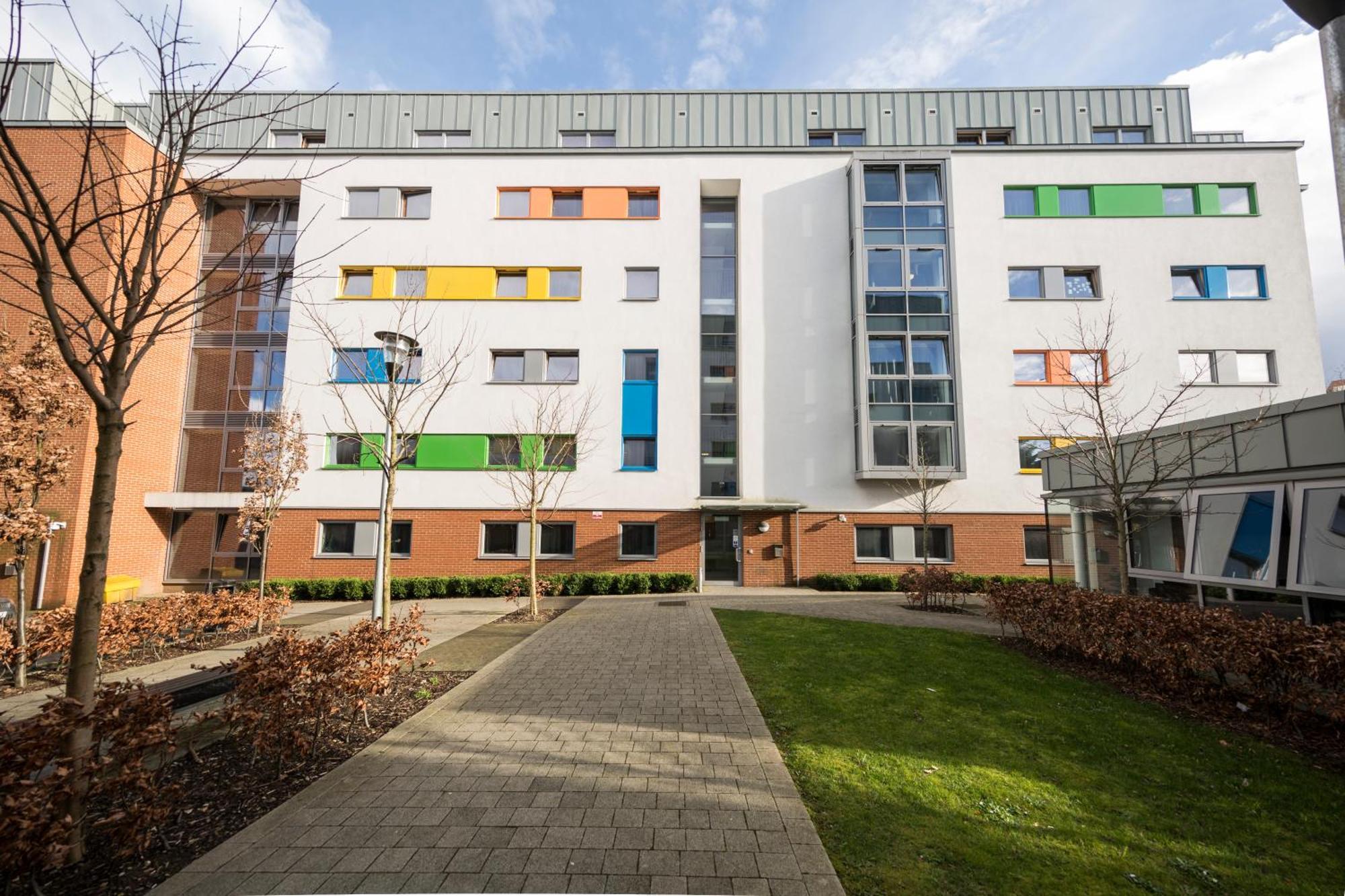 Aparthotel Wenlock Court Luton  Exterior foto